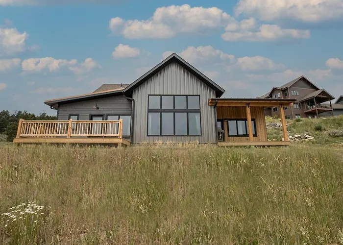 Big Pine Chalet